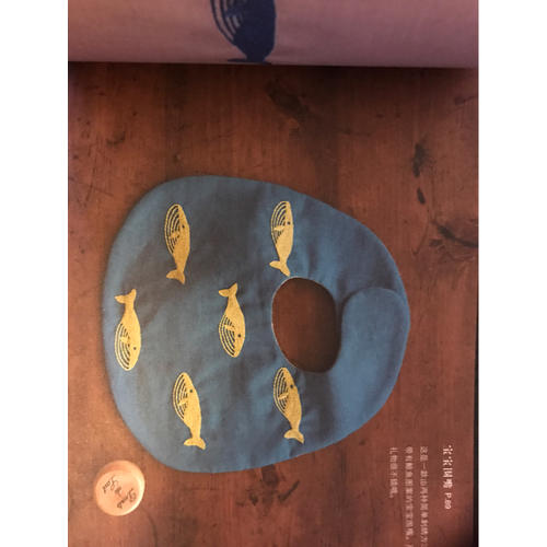 樋口愉美子的單色刺繡